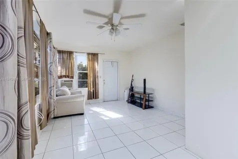 1264 NE 156th Street North Miami Beach FL 33162