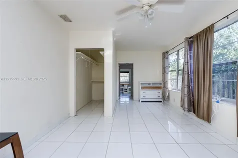 1264 NE 156th Street North Miami Beach FL 33162