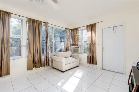 1264 NE 156th Street North Miami Beach FL 33162