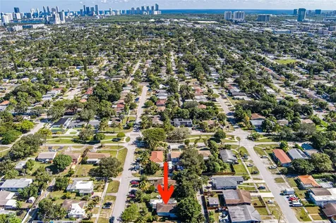 1264 NE 156th Street North Miami Beach FL 33162