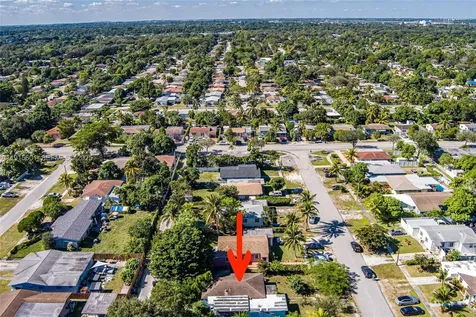 1264 NE 156th Street North Miami Beach FL 33162