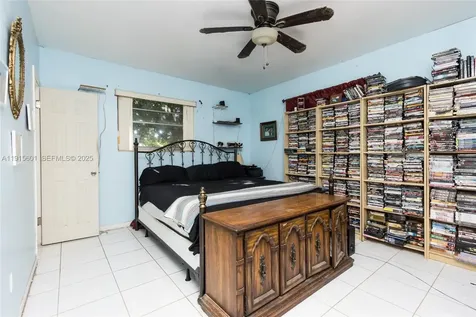 1264 NE 156th Street North Miami Beach FL 33162