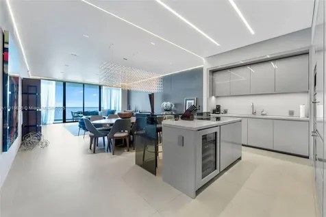 18975 Collins Avenue Sunny Isles Beach FL 33160