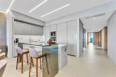 18975 Collins Avenue Sunny Isles Beach FL 33160