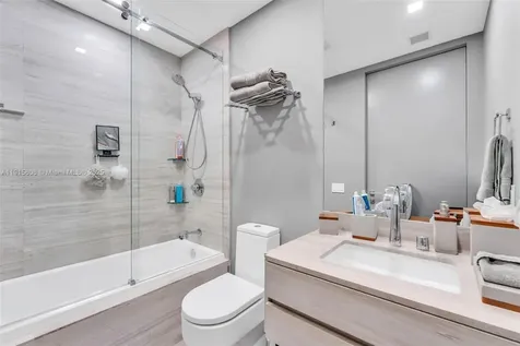 18975 Collins Avenue Sunny Isles Beach FL 33160