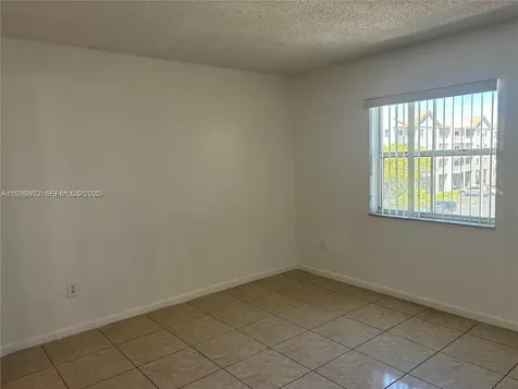 8240 SW 210th Street Cutler Bay FL 33189