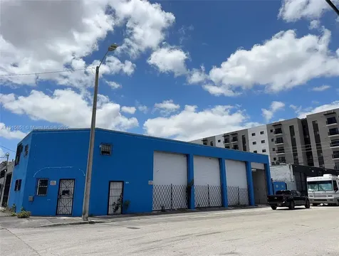 750 NW 24th Street Miami FL 33127