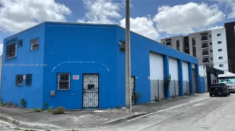 750 NW 24th Street Miami FL 33127