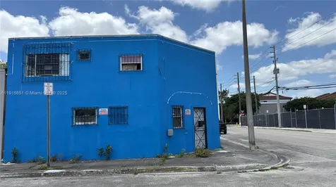 750 NW 24th Street Miami FL 33127