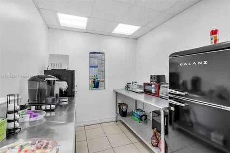 1226 NW 23rd Avenue Fort Lauderdale FL 33311