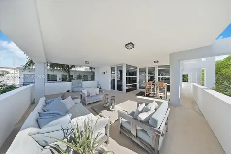 1520 Lenox Avenue Miami Beach FL 33139