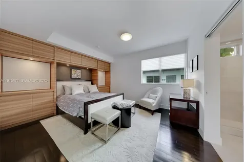 1520 Lenox Avenue Miami Beach FL 33139