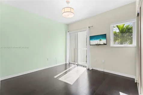 1853 Jefferson Avenue Miami Beach FL 33139