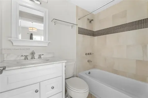 1853 Jefferson Avenue Miami Beach FL 33139