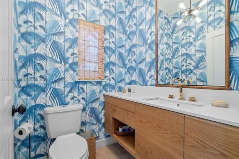 375 Plymouth Road West Palm Beach FL 33405