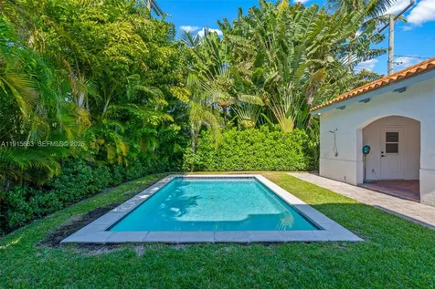 375 Plymouth Road West Palm Beach FL 33405