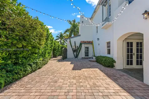 375 Plymouth Road West Palm Beach FL 33405