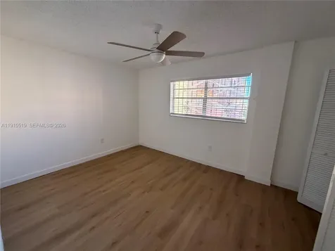 440 E 23rd Street Hialeah FL 33013