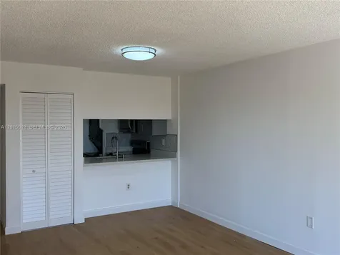 440 E 23rd Street Hialeah FL 33013
