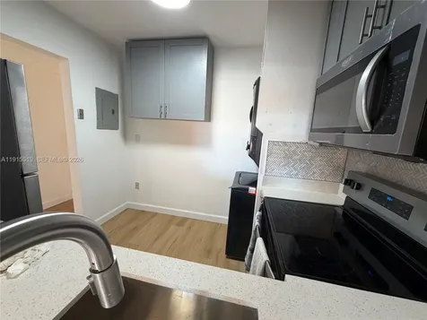 440 E 23rd Street Hialeah FL 33013