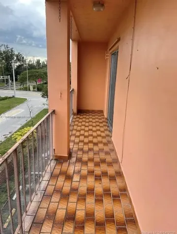 440 E 23rd Street Hialeah FL 33013
