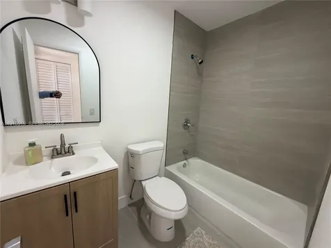 440 E 23rd Street Hialeah FL 33013