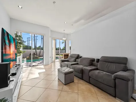 14683 SW 132nd Avenue Miami FL 33186