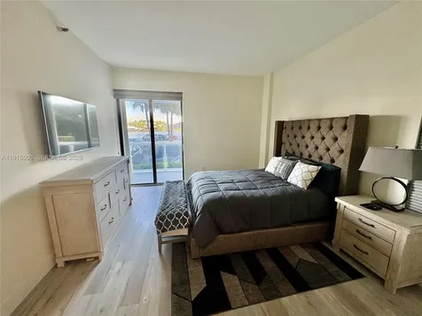 20515 E Country Club Drive Aventura FL 33180