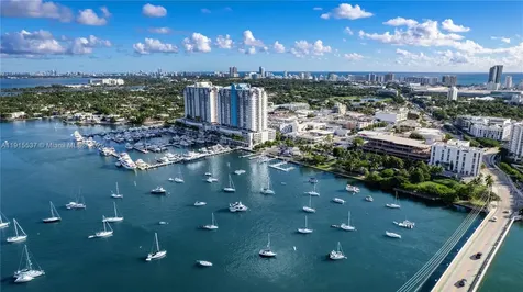 1800 Sunset Harbour Drive Miami Beach FL 33139