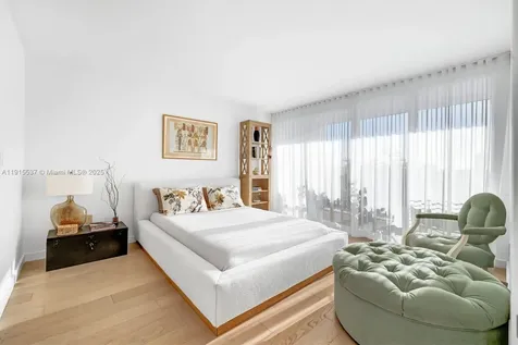 1800 Sunset Harbour Drive Miami Beach FL 33139