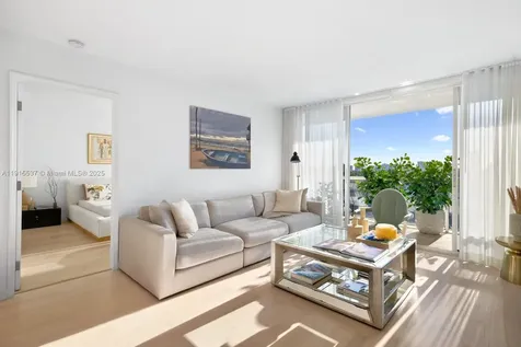 1800 Sunset Harbour Drive Miami Beach FL 33139