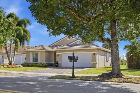 19372 NW 24th Place Pembroke Pines FL 33029