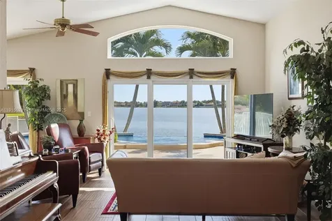19372 NW 24th Place Pembroke Pines FL 33029