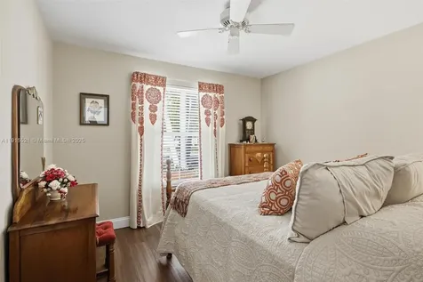19372 NW 24th Place Pembroke Pines FL 33029