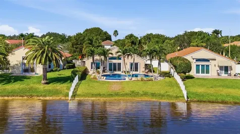 19372 NW 24th Place Pembroke Pines FL 33029