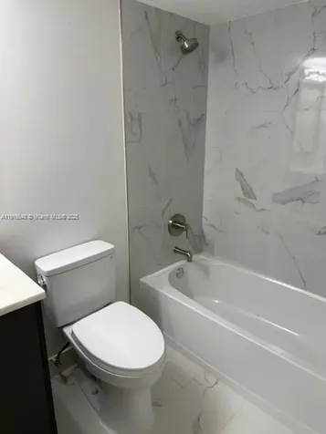400 Commodore Drive Plantation FL 33325