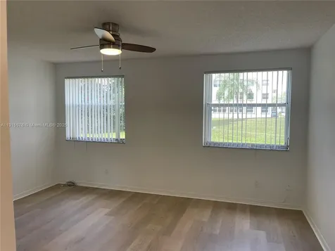 10369 NW 24th Place Sunrise FL 33322
