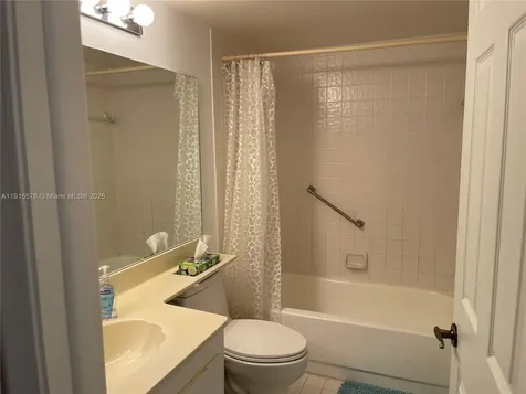10369 NW 24th Place Sunrise FL 33322
