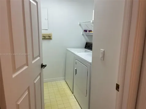 10369 NW 24th Place Sunrise FL 33322