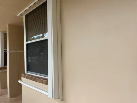 10369 NW 24th Place Sunrise FL 33322