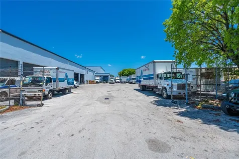 3353 NW 74th Avenue Miami FL 33122