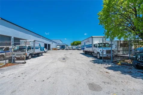 3353 NW 74th Avenue Miami FL 33122