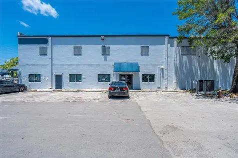 3353 NW 74th Avenue Miami FL 33122