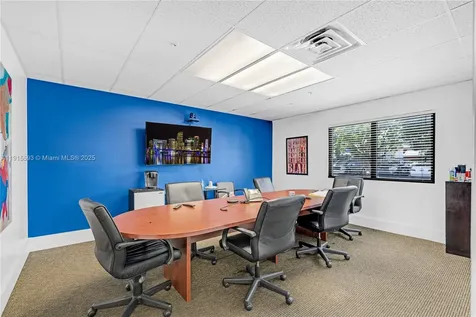 3353 NW 74th Avenue Miami FL 33122