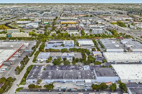 3353 NW 74th Avenue Miami FL 33122