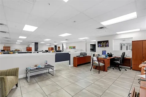 3353 NW 74th Avenue Miami FL 33122