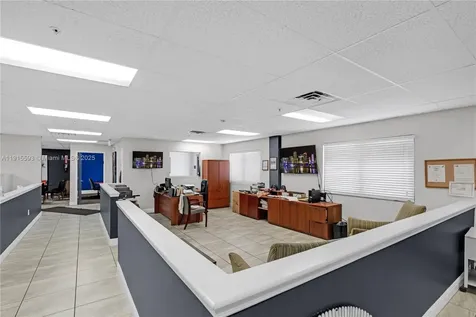 3353 NW 74th Avenue Miami FL 33122