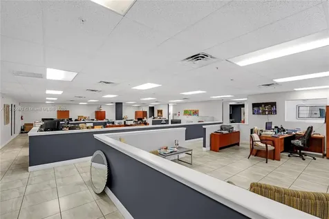 3353 NW 74th Avenue Miami FL 33122