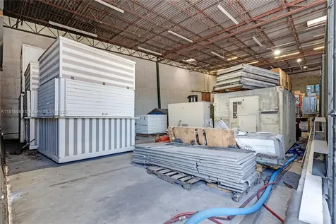 3353 NW 74th Avenue Miami FL 33122