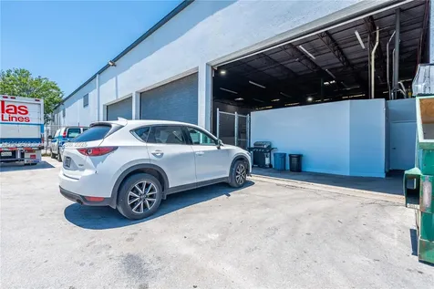 3353 NW 74th Avenue Miami FL 33122